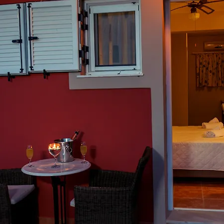 Sunshine Lassi (Kefalonia)